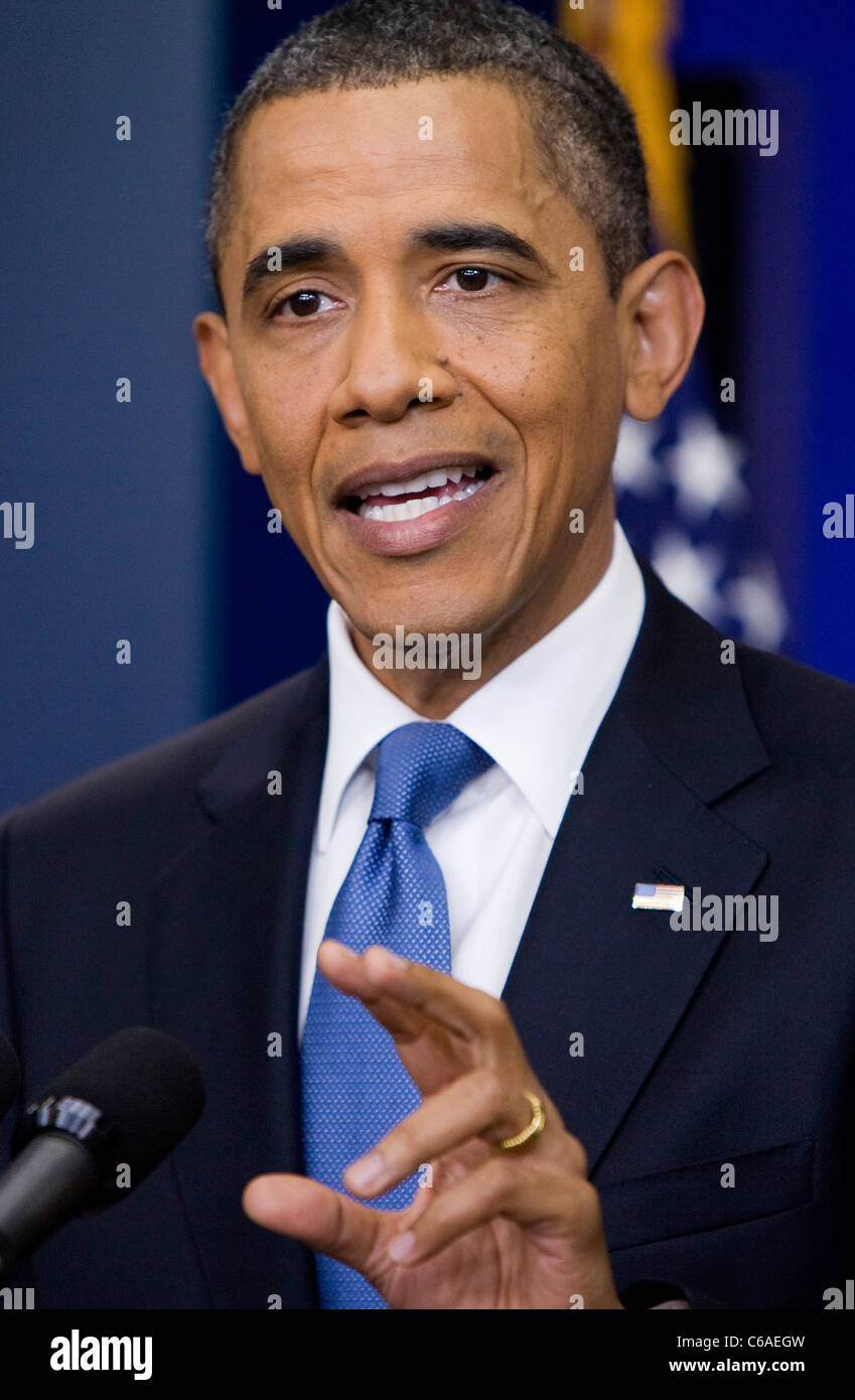 Präsident Barack Obama spricht vor der Presse in der White House Press Briefing-Raum. Stockfoto