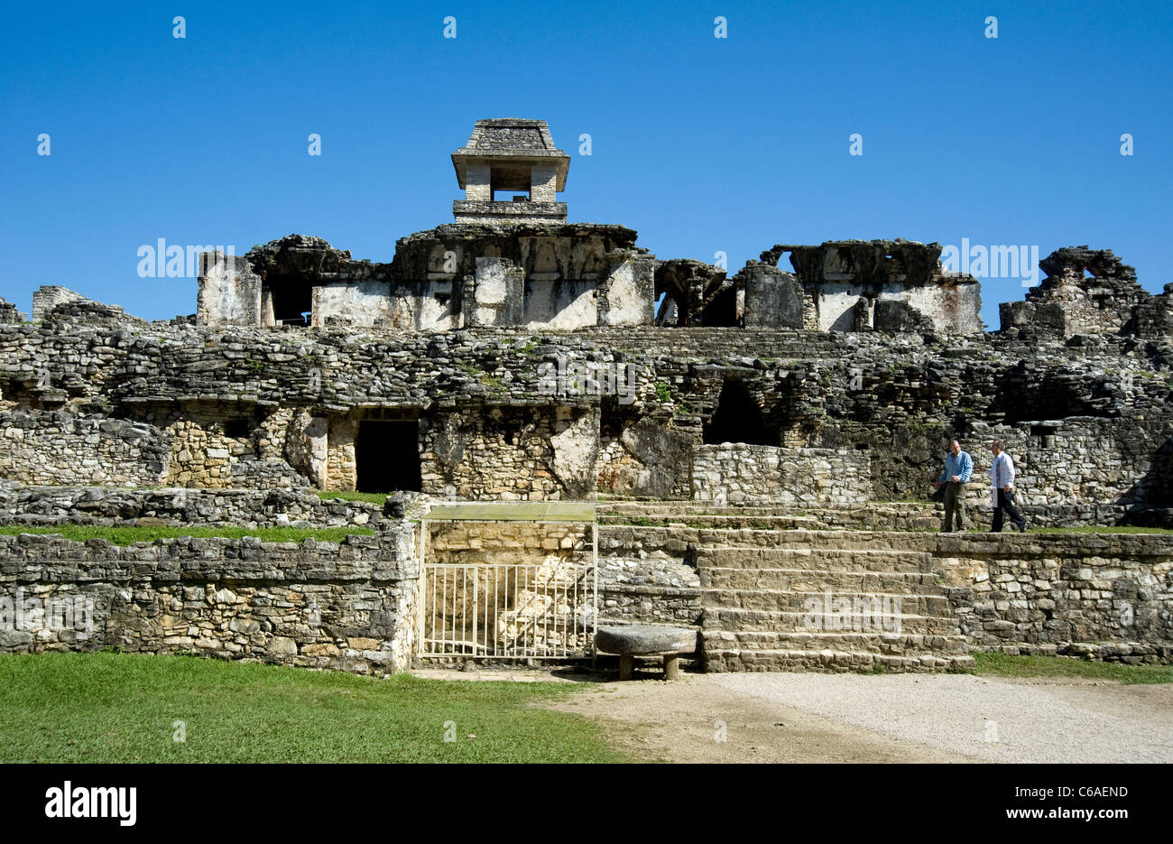 Präsident Calderon und Peter Greenberg touring Palenque Stockfoto