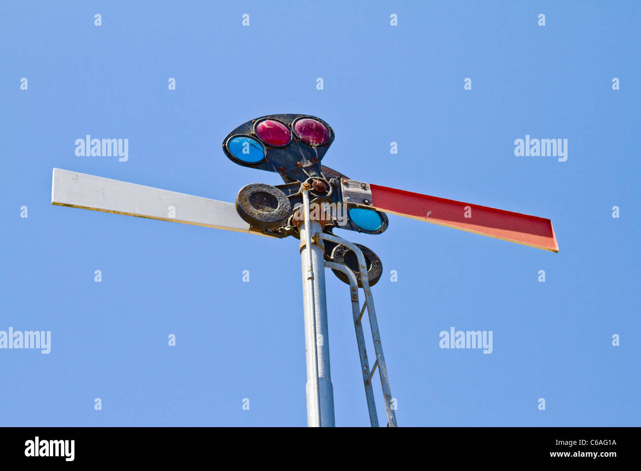 Antike Eisenbahn Formsignal Stockfoto