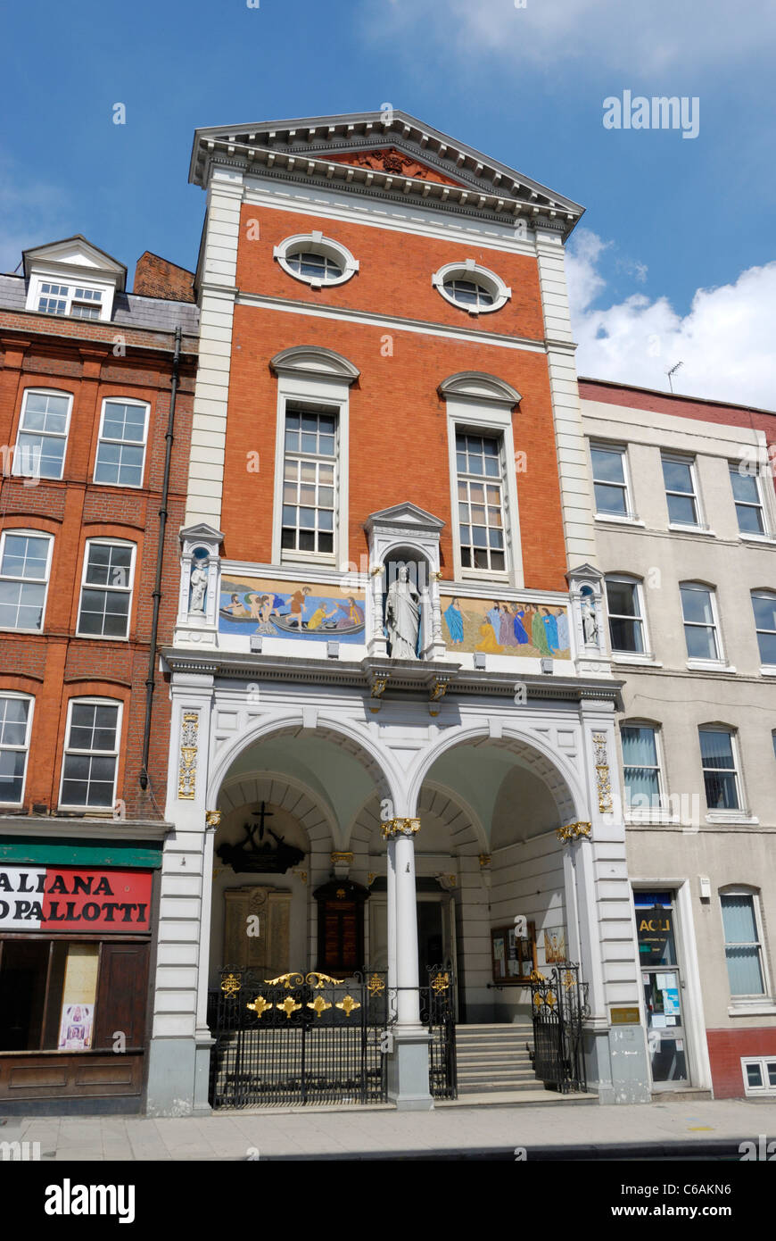 Italienische Petrikirche, Clerkenwell Road, London, England Stockfoto