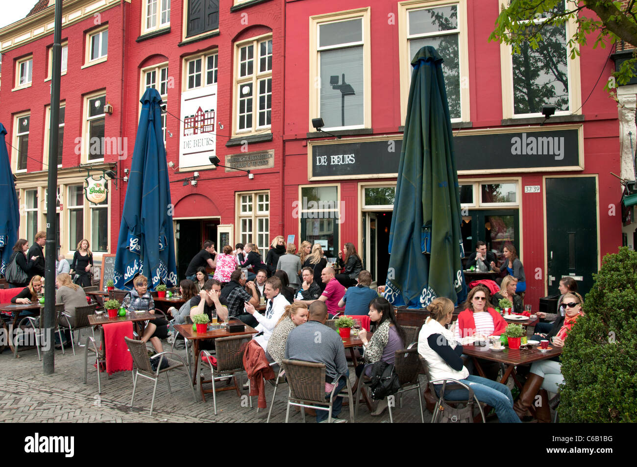 Utrecht-Niederlande-Pflaster bar Restaurant pub Stockfoto