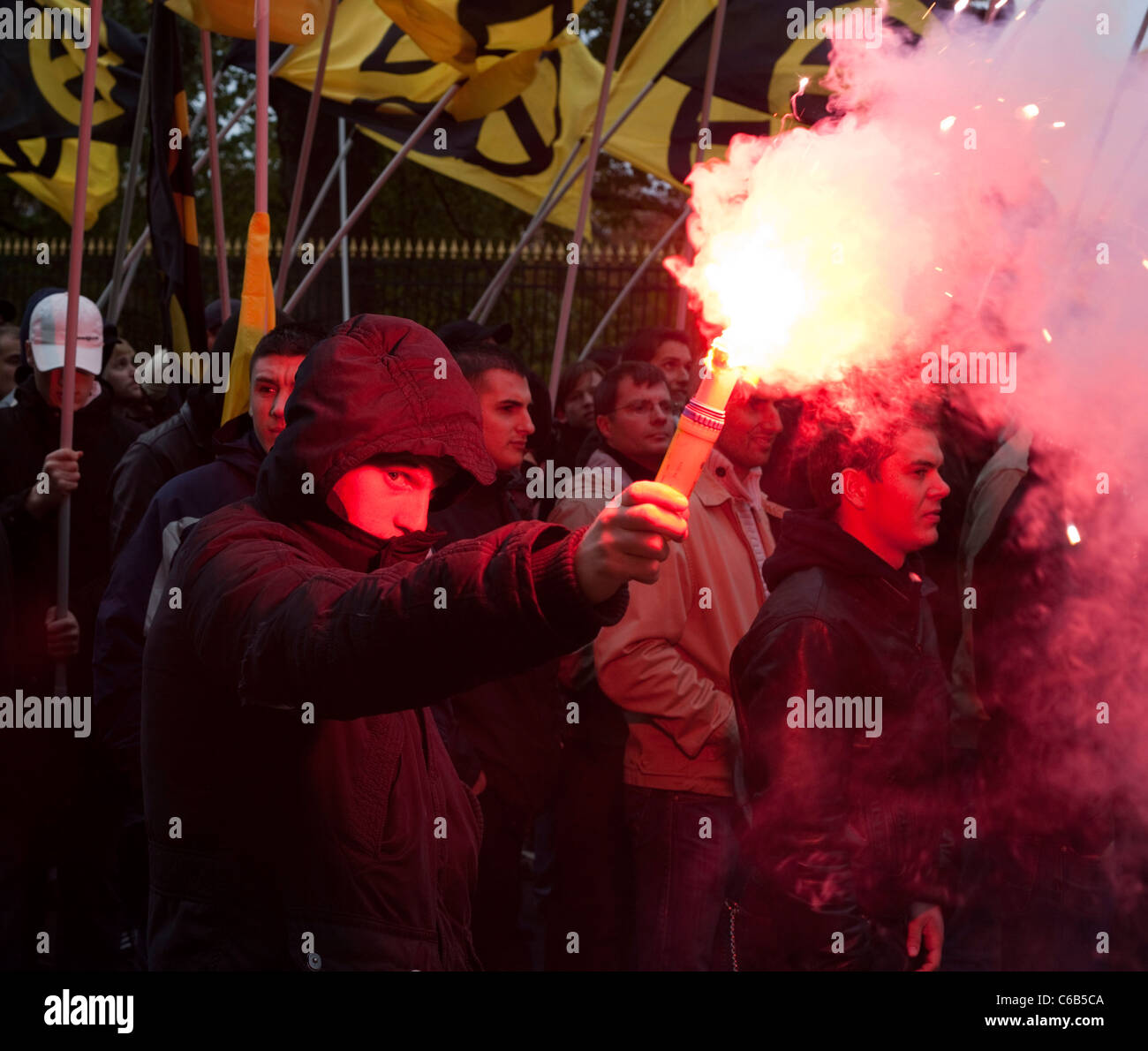 Französische Studenten demonstrieren gegen Rente Zustandsänderung, Kapitalismus und Globalisierung. Jardin du Luxembourg, Paris. Stockfoto