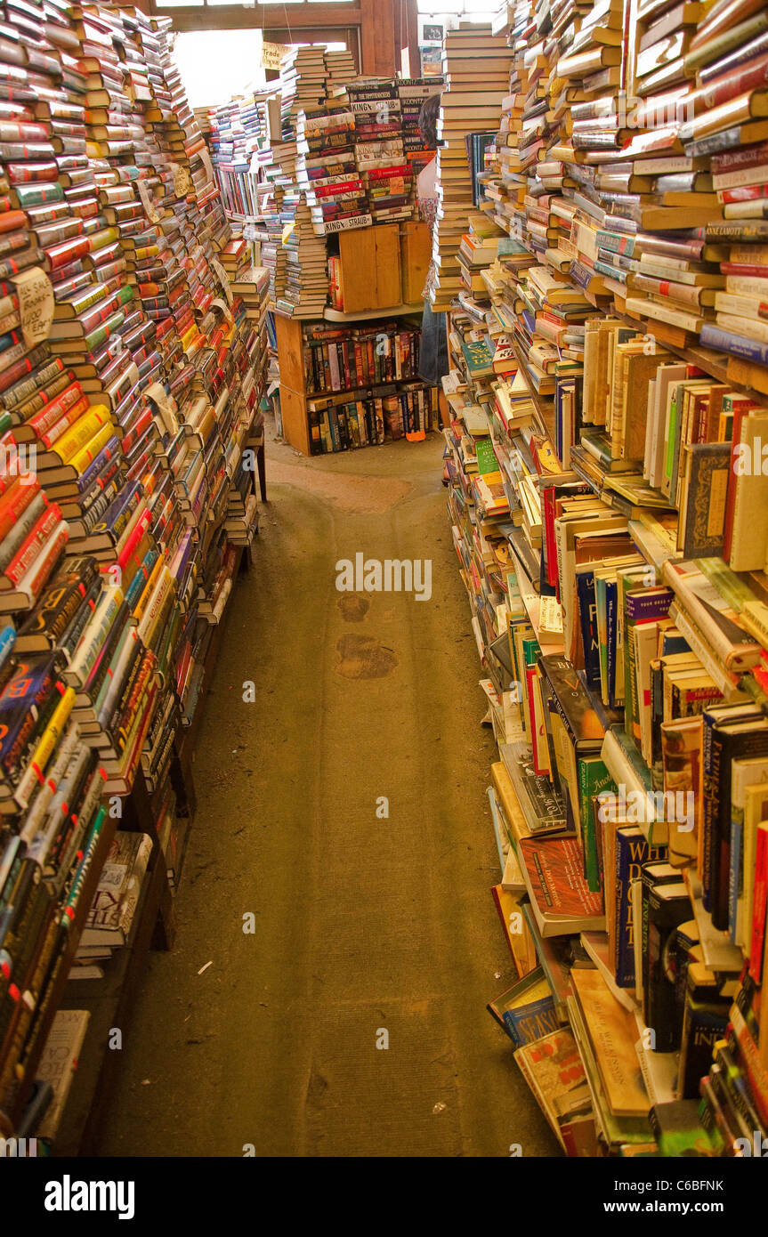 gebrauchtes Buch in einer kleinen Buchhandlung in Massachusetts, usa Stockfoto