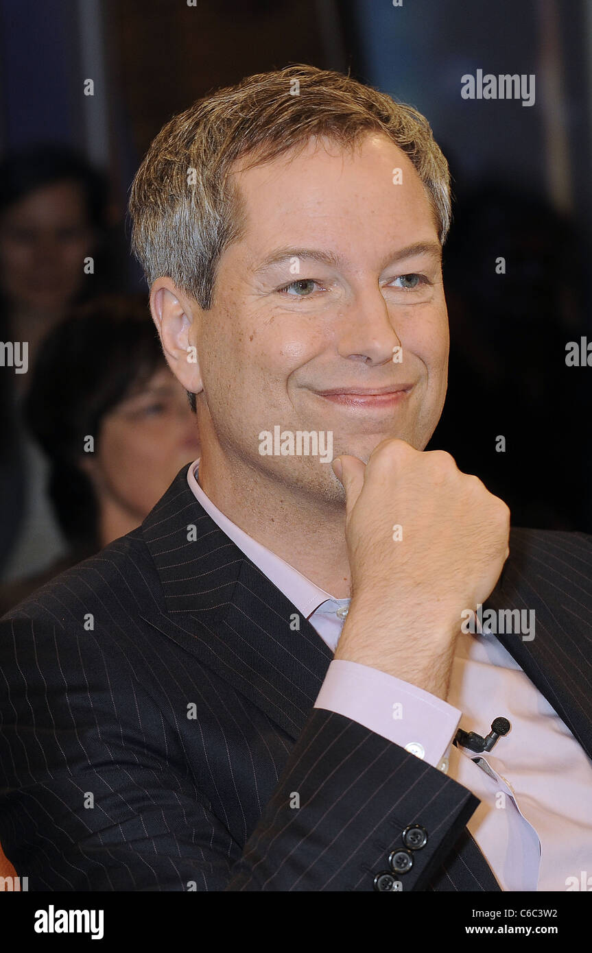 Thomas Hermanns im deutschen Fernsehen zeigen "NDR-Talkshow". Hamburg, Deutschland - 26.03.2010 Robert Lechtenbrink Stockfoto