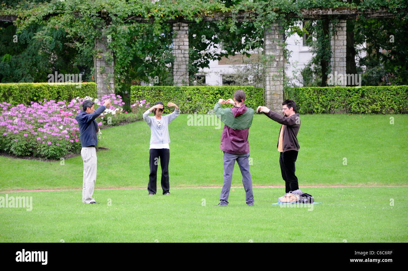 Ghent / Gent, Belgien. Citadelpark. Tai Chi Stockfoto