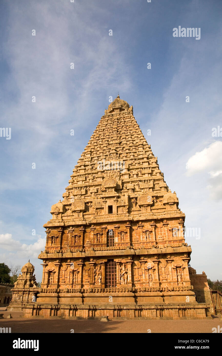 Die Vimana (Tempelturm) im Brihadeeswarar-Tempel-Komplex in Thanjavur, Tamil Nadu, Indien. Stockfoto