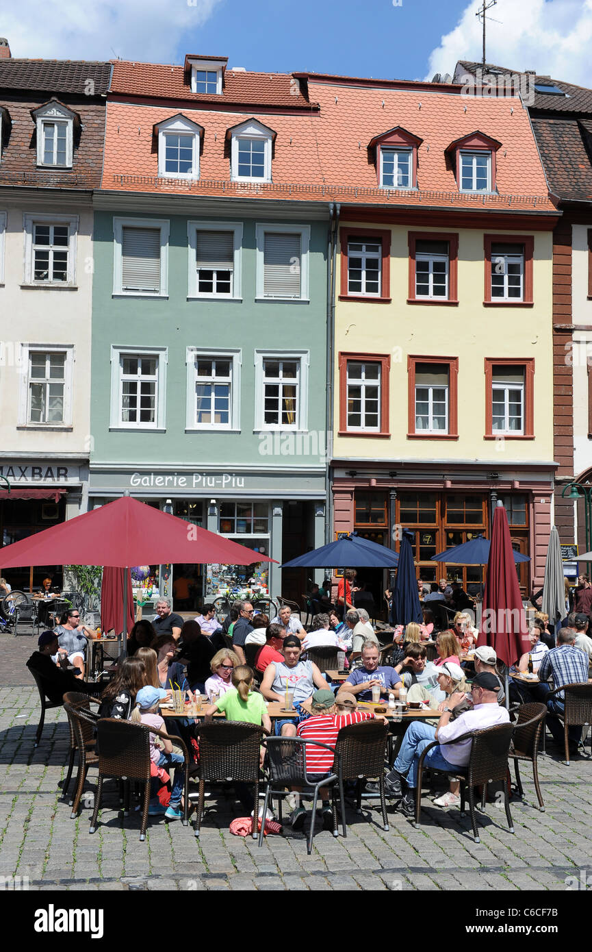 Cafés und Bars im Marktplatz Heidelberg Baden-Württemberg Deutschland Deutschland Stockfoto