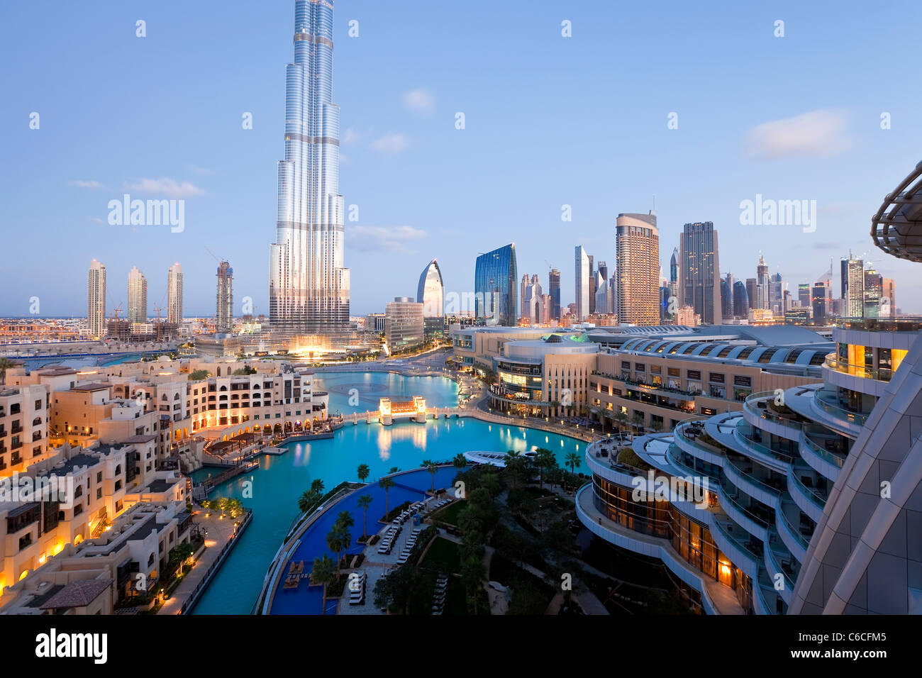 Das Burj Khalifa, abgeschlossen im Jahr 2010 die höchsten künstlichen Bauwerk der Welt, Dubai, Vereinigte Arabische Emirate Stockfoto