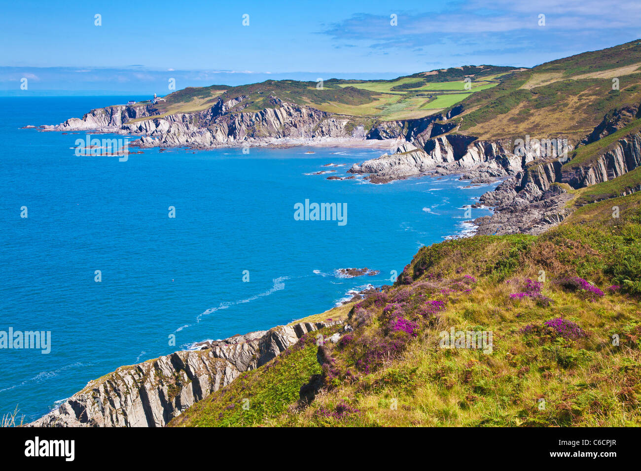 Blick auf die North Devon Küste in Richtung Rockham Bay und Bull-Point in der Nähe von Woolacombe und Morthoe, Devon, England, UK Stockfoto