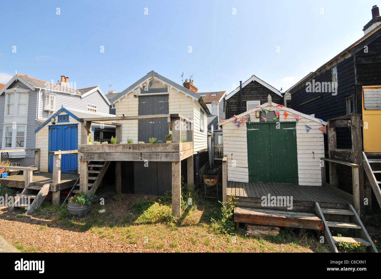 Whitstable Kent Seaside Town Strandhäuser direkt am Meer Stockfoto