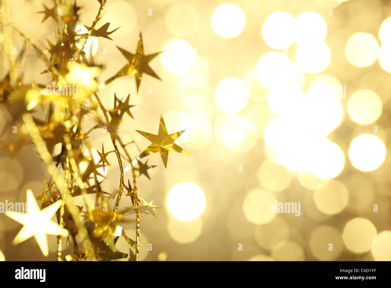 Nahaufnahme des goldenen Stern auf abstrakte goldenen Hintergrund. Stockfoto