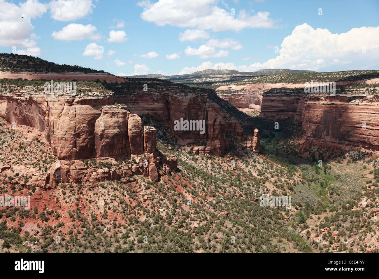 Felsformationen in Colorado National Monument in Grand Junction, Colorado aufgenommen. Stockfoto