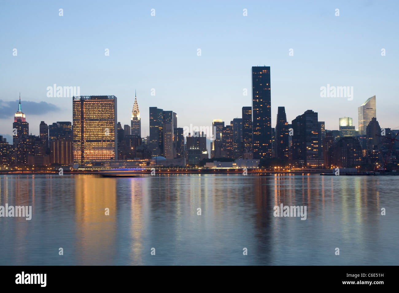 USA, New York State, New York City Skyline von Downtown Stockfoto