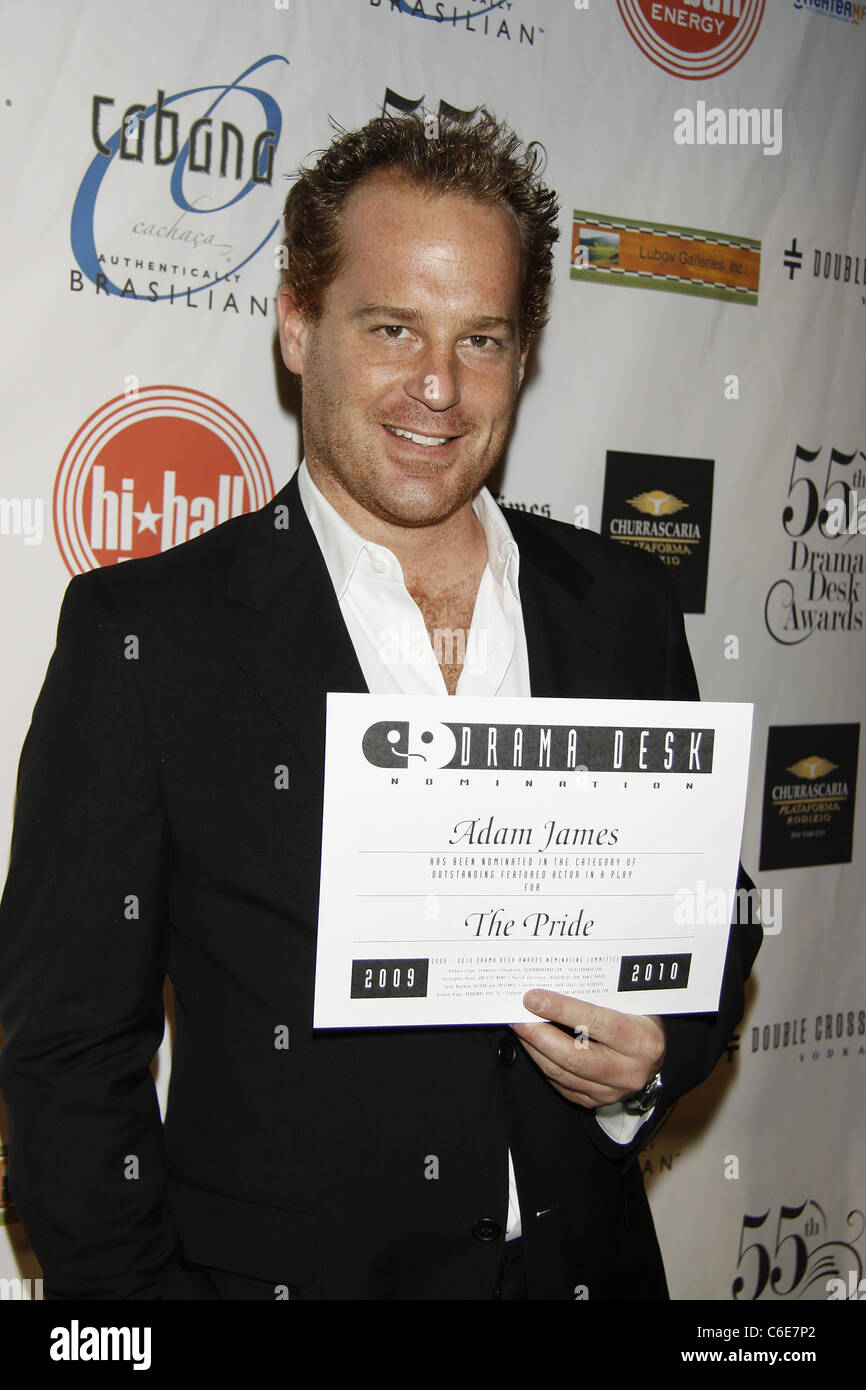 Adam James The 2010 Drama Desk Award nominierten Galavorstellung statt