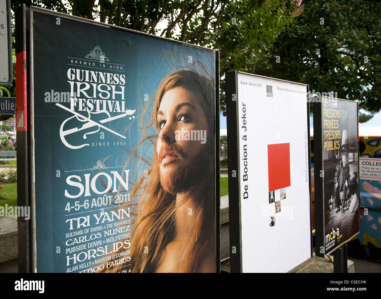 Guinness Irish Festival Plakat der Frau mit Bart in Montreux Stockfoto