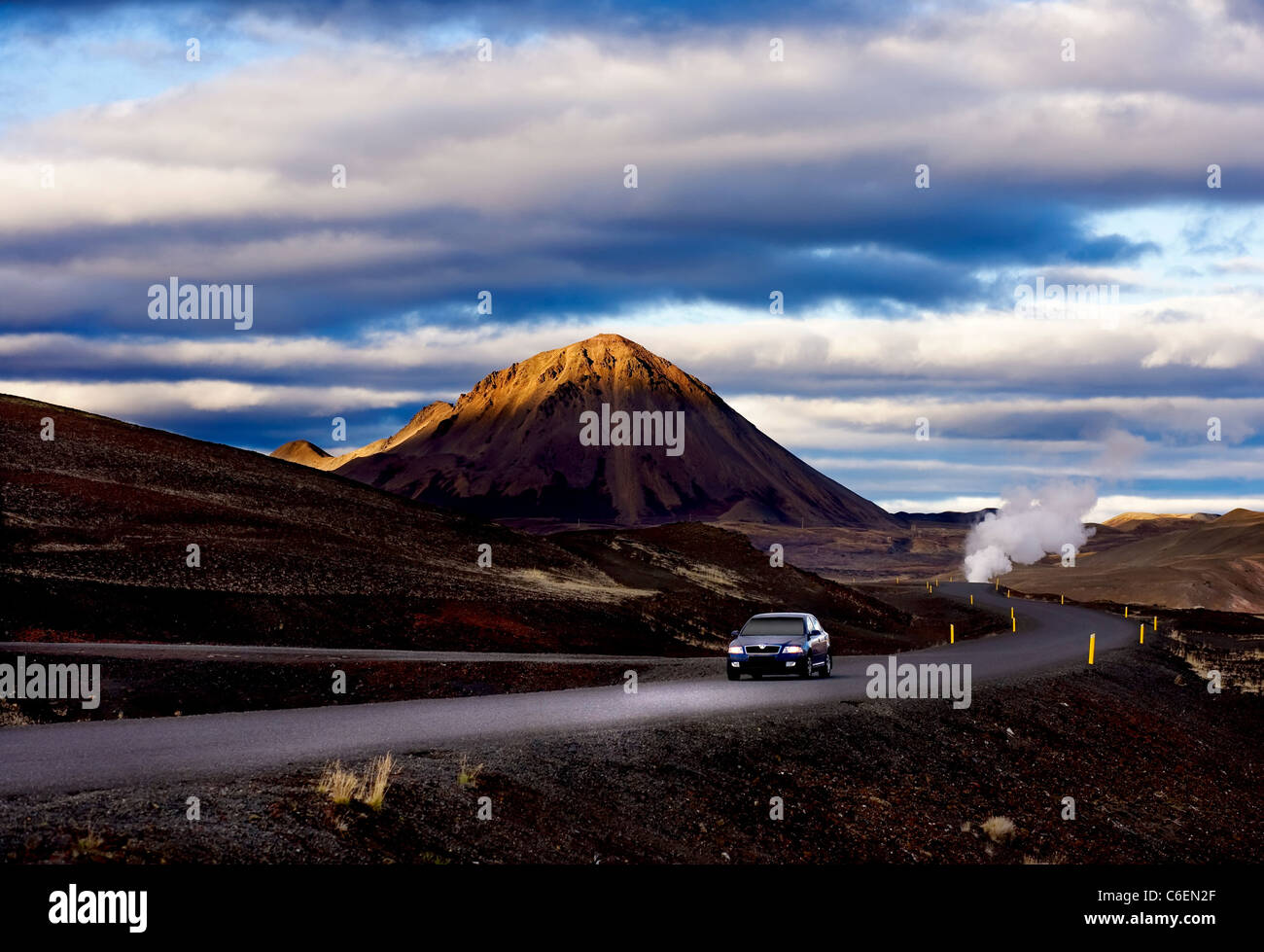 Isländische Autobahn Stockfoto