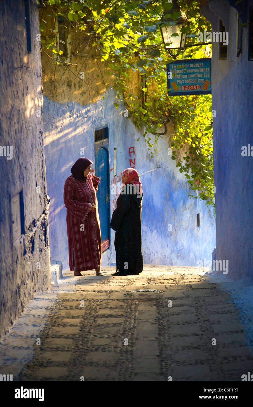 Blaue Häuser und Gassen von Chefchaouen, Marokko Stockfoto