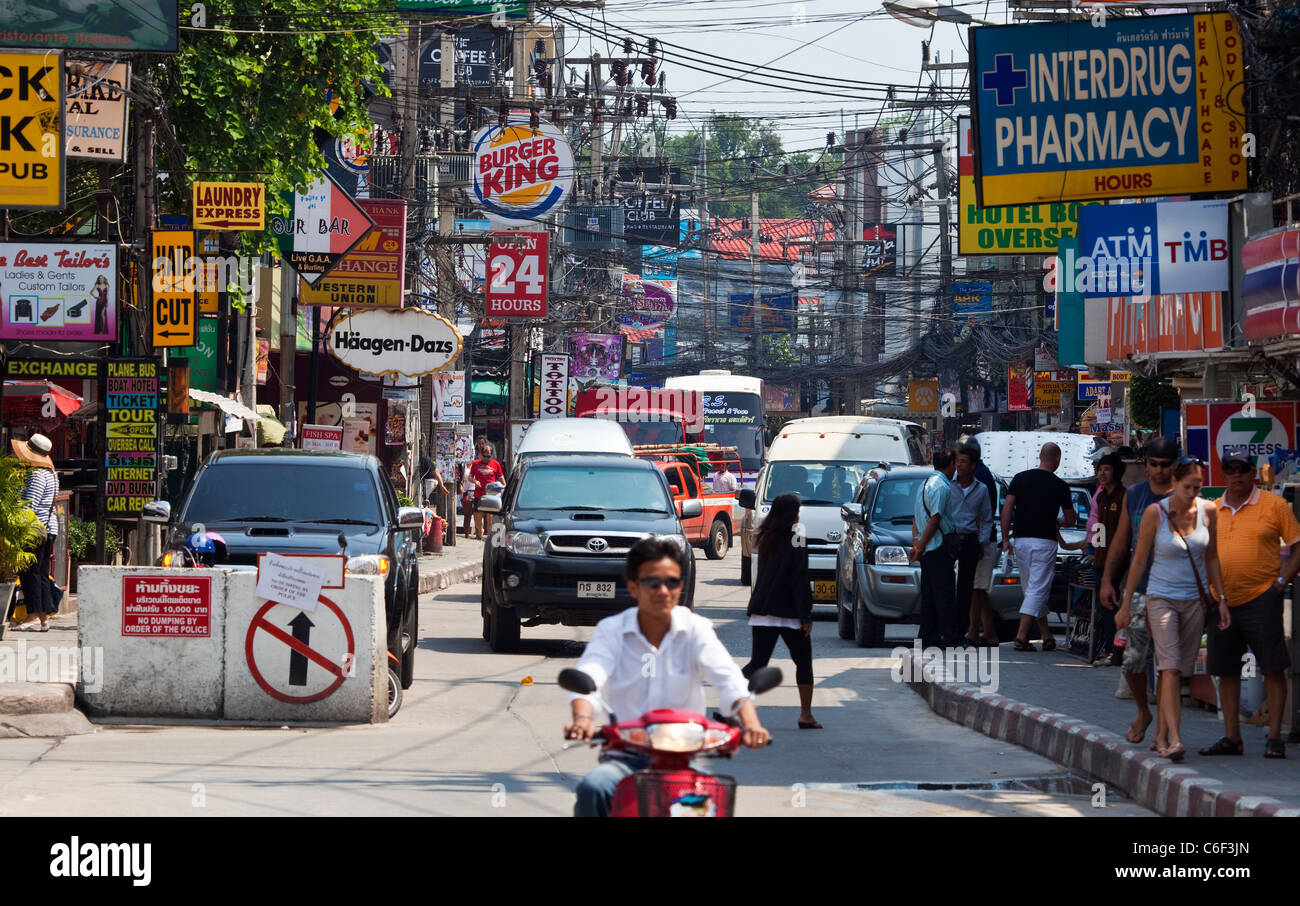 Die Hauptstraße von Chaweng Beach, Ko Samui, Thailand Stockfoto