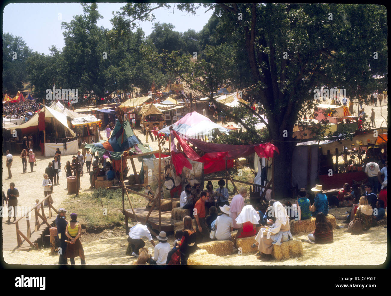 Allgemeine Szene Stände Agoura Renaissance Vergnügen Faire Southern California Hippies der 1970er Jahre Stockfoto