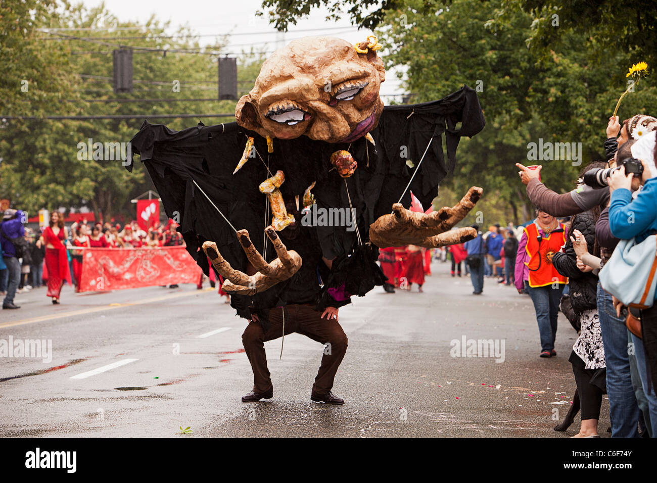Gigantische Marionette in Summer Solstice Parade Stockfoto