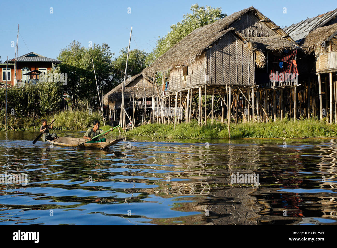 Pfahlbauten am Inle-See, Myanmar (Burma) Stockfoto