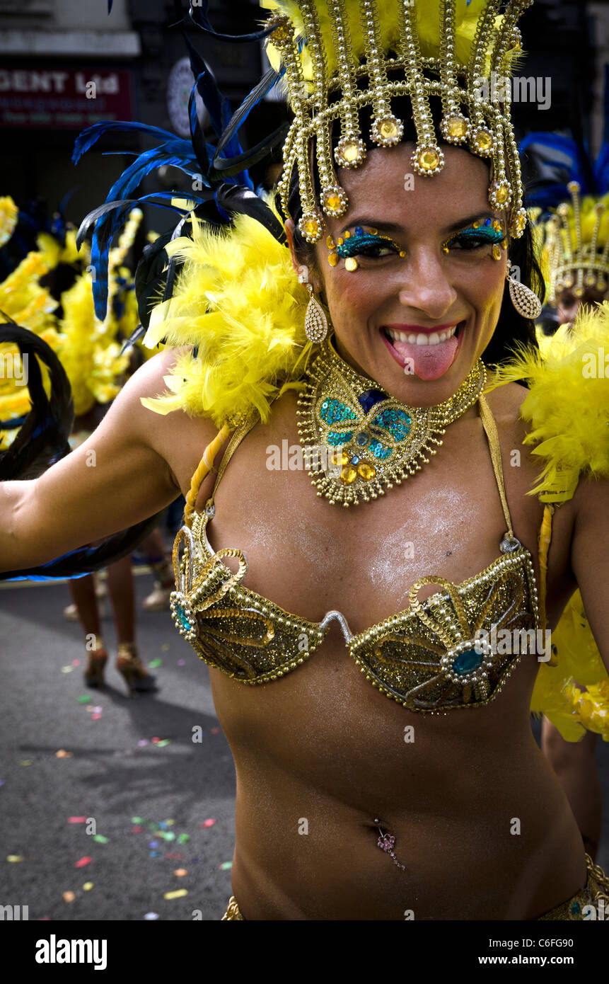 Tanz-Performer bei Notting Hill Carnival London 2011 England Great Britain UK Stockfoto