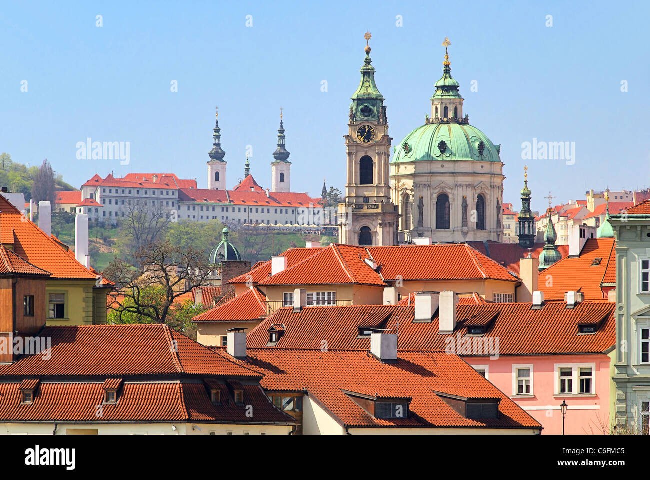 Prag-St.-Nikolaus-Kirche - Prag-St.-Nikolaus-Dom 01 Stockfoto