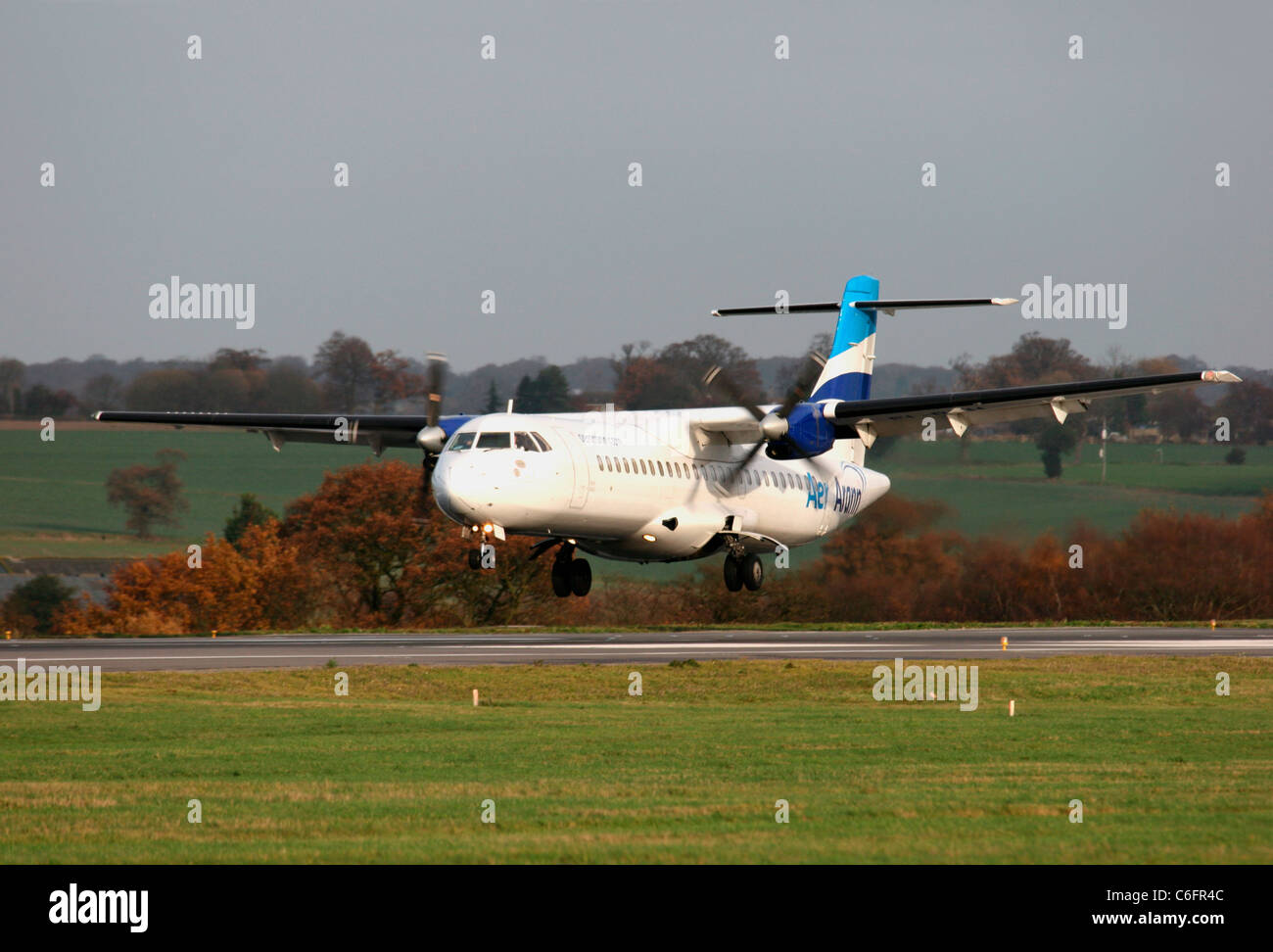 EI-REH Aer Arann ATR-72-201-London Luton Stockfoto