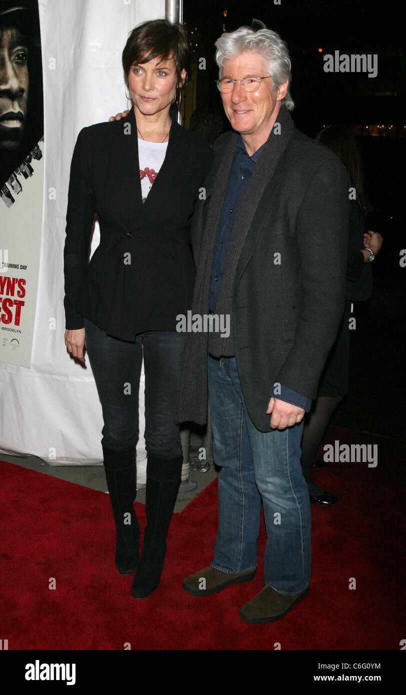 Carey Lowell, Richard Gere New Yorker Premiere von "Brooklyns Finest" AMC Lincoln Square Theater New York City, USA - 02.03.10 Stockfoto