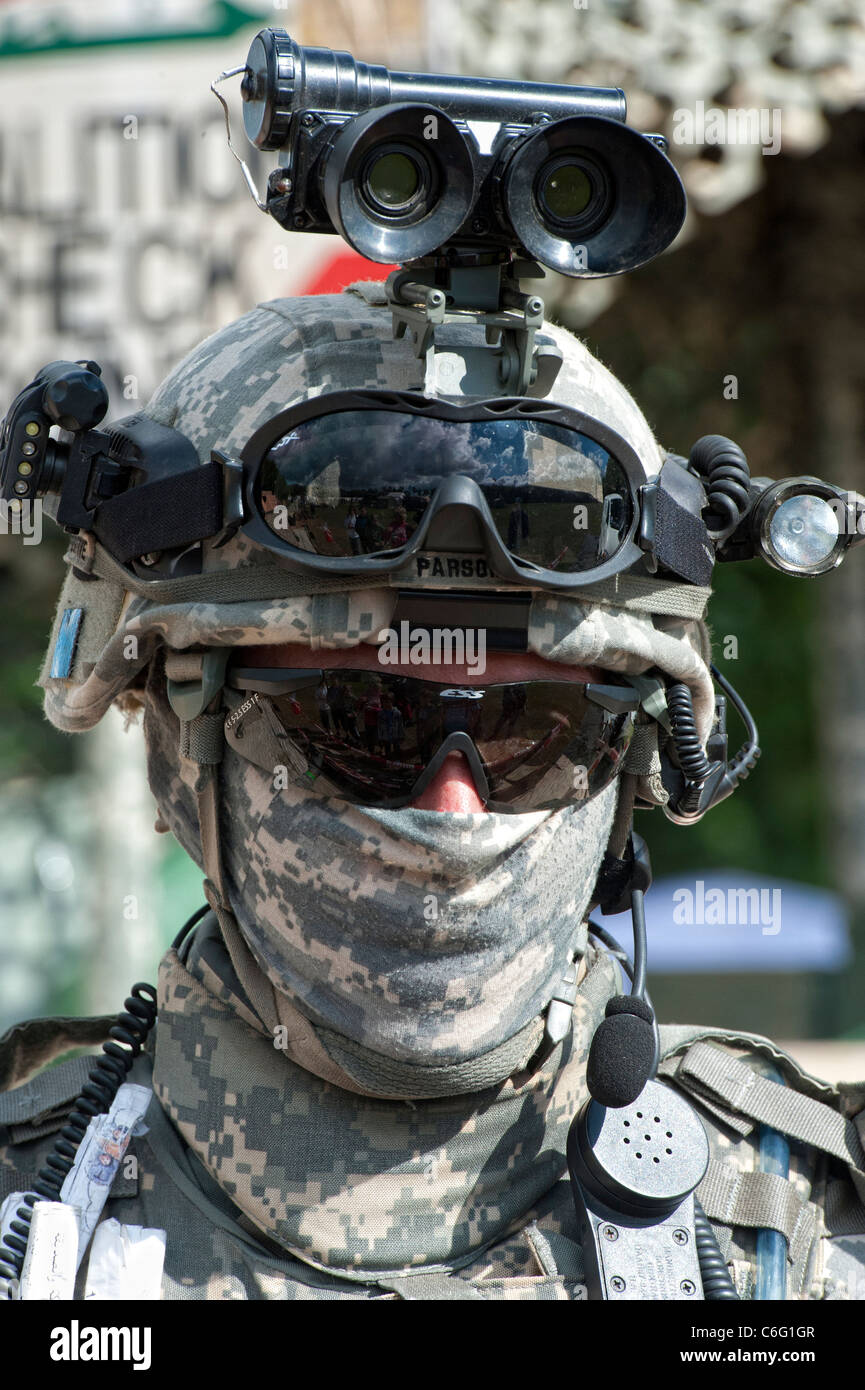 Moderne US-Soldat im Kampf Kleid bei militärischen Re-enactment Stockfoto