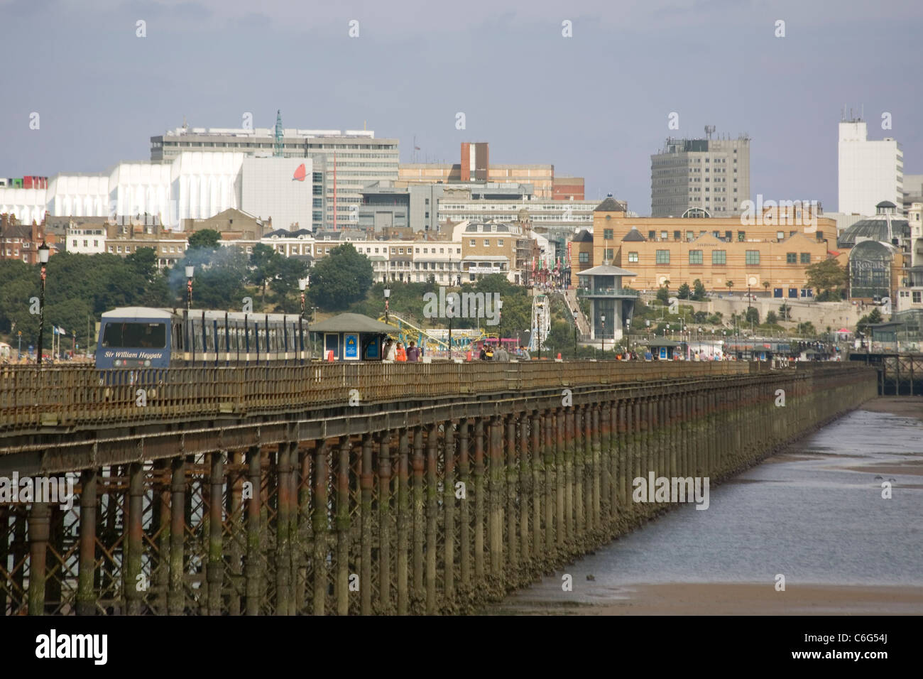 England Essex Southend Zug am pier Stockfoto