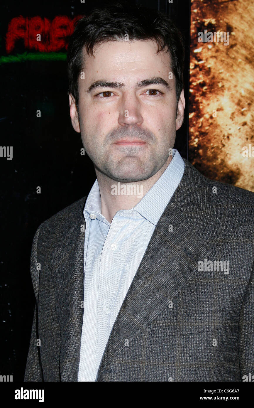 Ron Livingston Los Angeles Premiere von HBO neue MiniSerie 