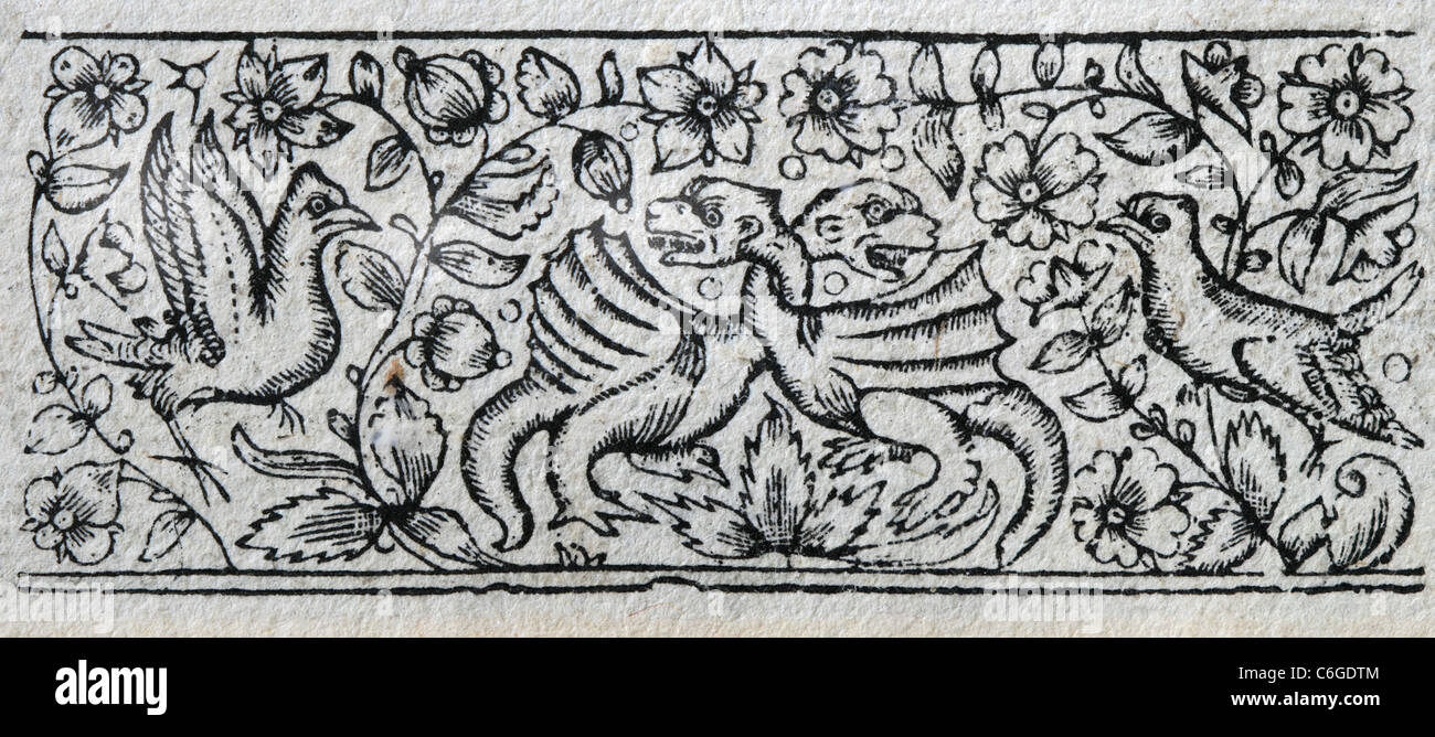 antikes Holz Drucken aus dem 17. Jahrhundert Buch des Gebets mit floralen Design und Vögel und Drachen Stockfoto
