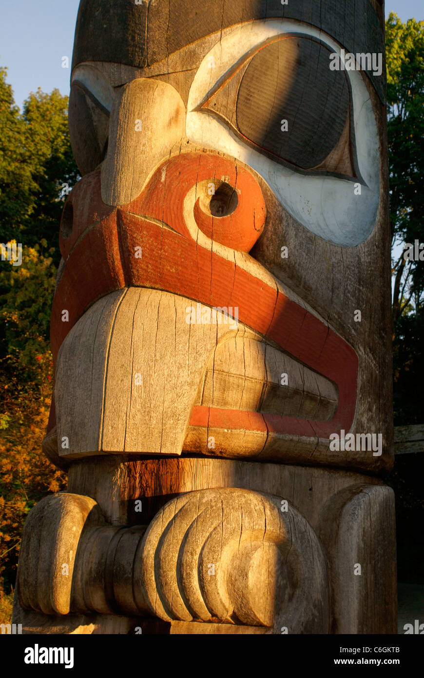 Haida Totem Pole Biber Motiv, Museum für Anthropologie (MOA), Vancouver, British Columbia, Kanada. Stockfoto