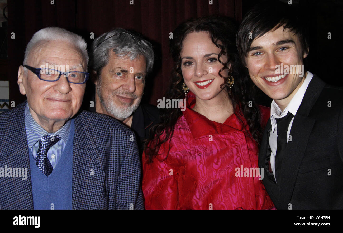 Peter Shaffer, Tony Walton, Melissa Errico und Sam Underwood Teilnahme an der Opening Night after-Party für das Off-Broadway-Stück Stockfoto