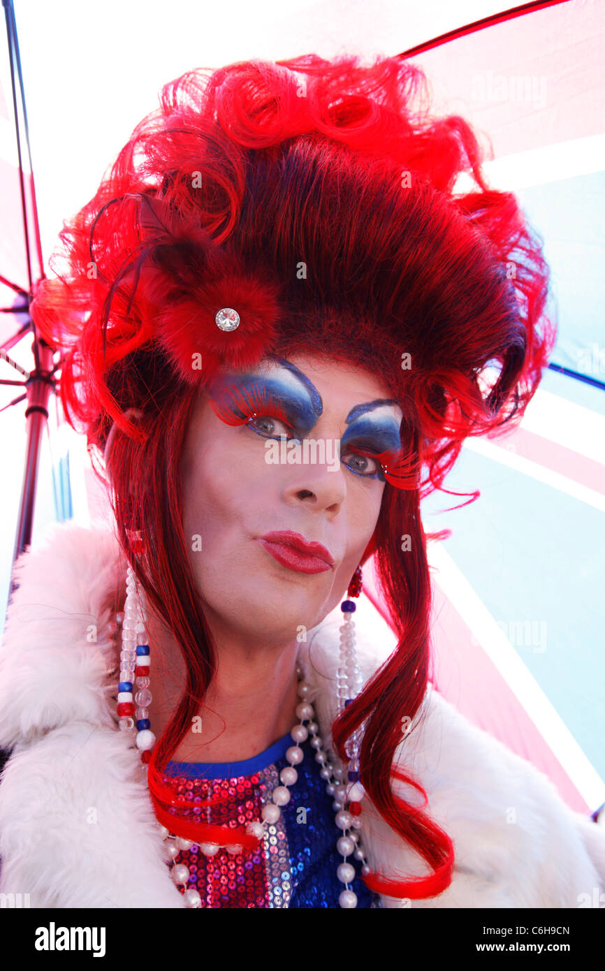 Marcher bei Manchester Gay Pride Parade, Manchester, England Stockfoto