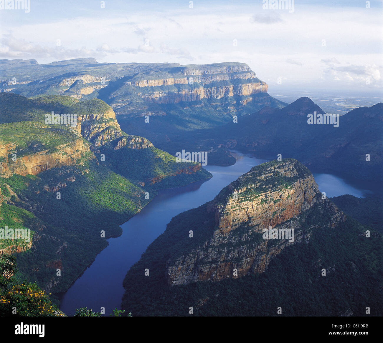 Blick von oberhalb des Blyde River Canyon zeigt den BlydeRiviersPoort Damm Stockfoto