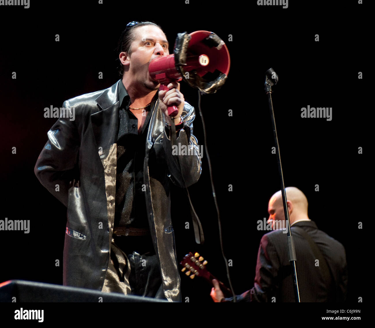 Rock-Sänger Mike Patton von Faith No More führt auf der Bühne am Soundwave Festival in Eastern Creek Raceway Sydney, Australien- Stockfoto