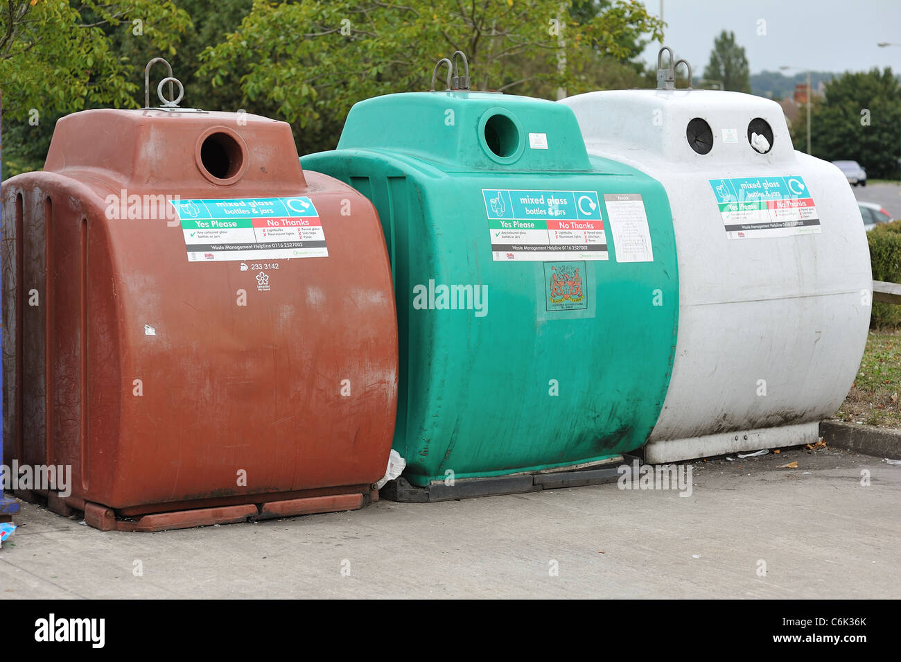 Recycling-Container für Glas Stockfoto