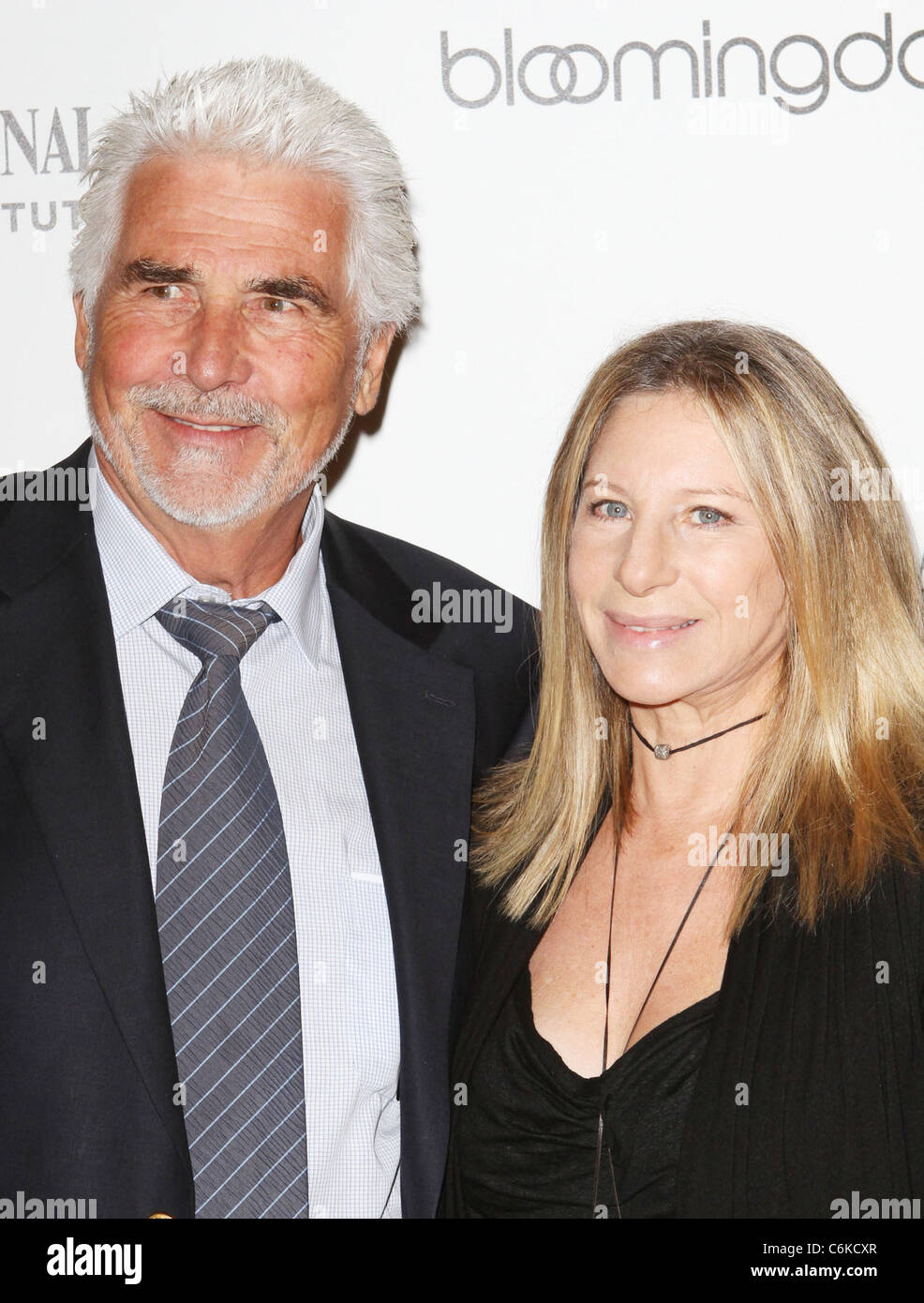 James Brolin und Barbara Streisand Bloomingdaleâ€™ s Gastgeber Pre-opening Gala zugunsten der Unterstützung Cedars-Sinai Heart Institute Stockfoto