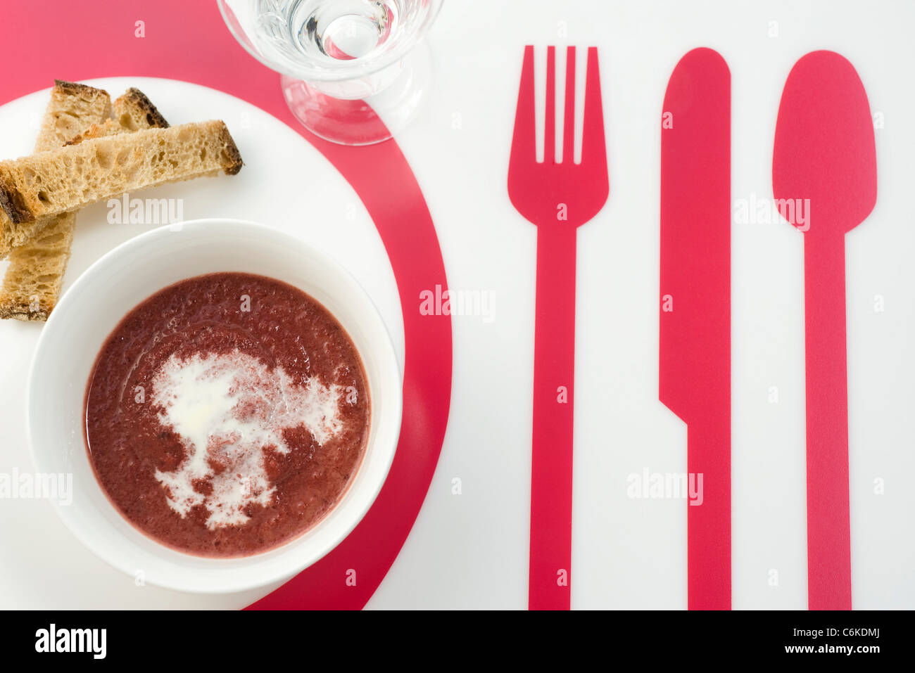 Rote Beete-Ingwer-Suppe Stockfoto