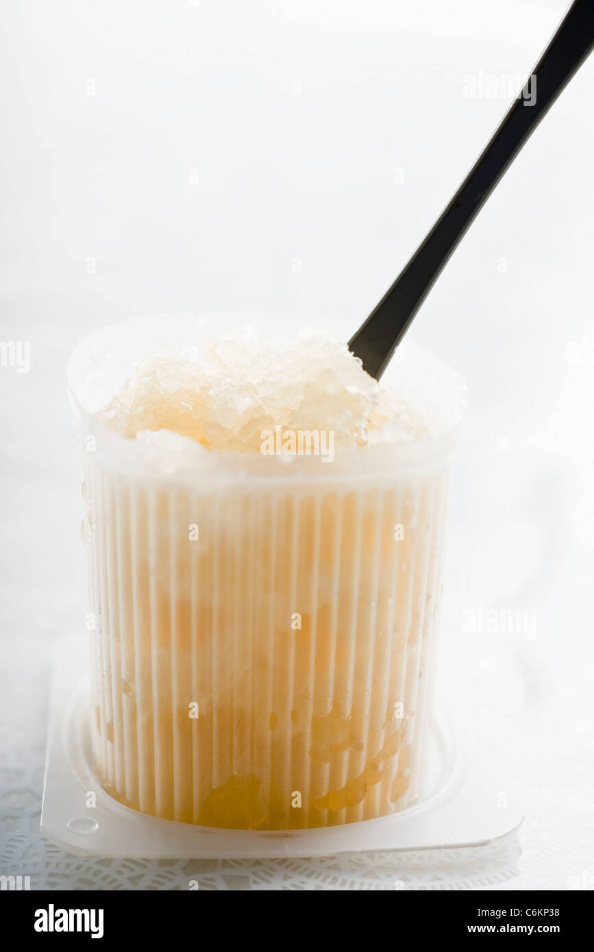 Litschi-Granita mit Zitronengras infundiert Stockfoto