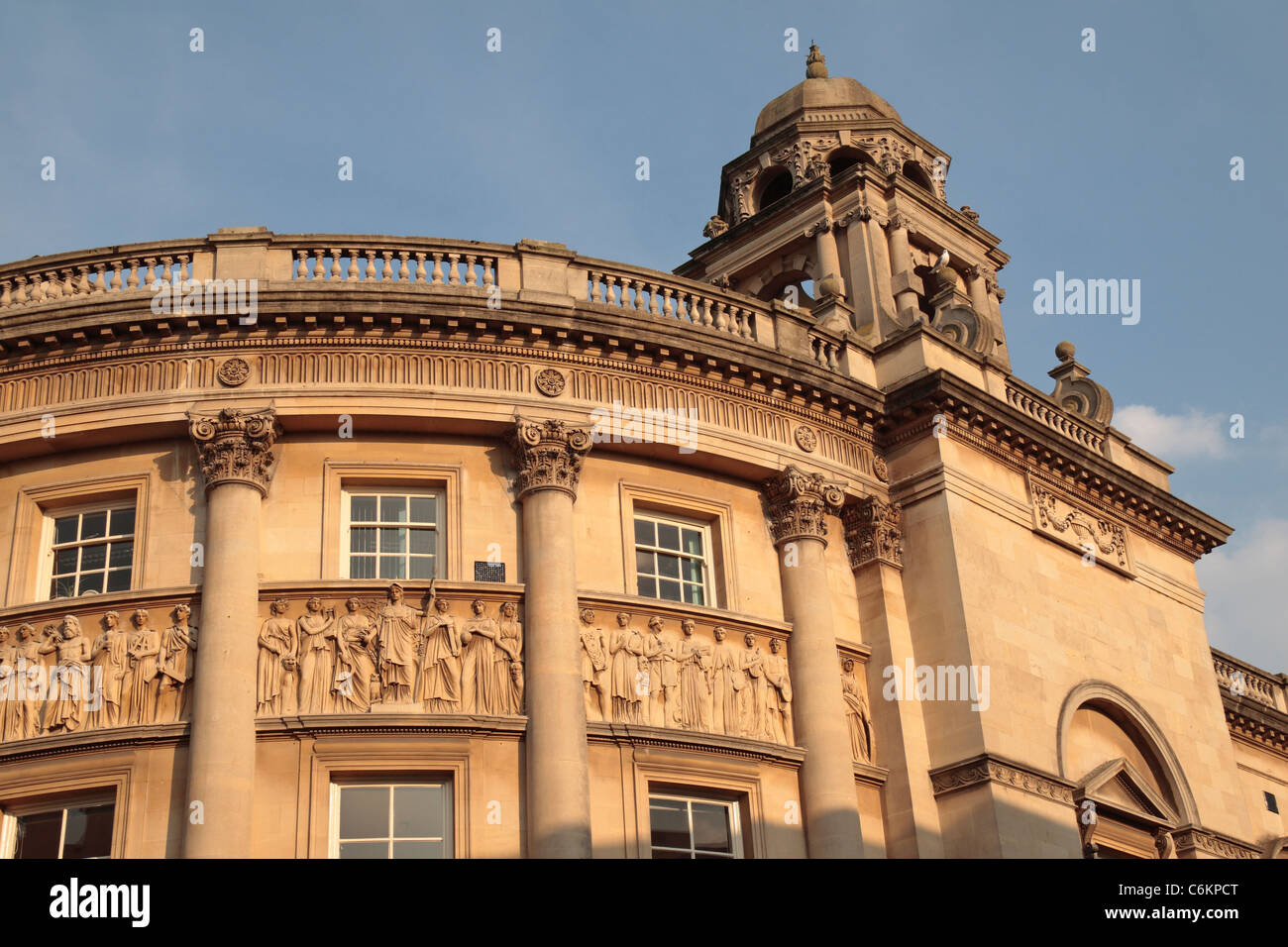 Blick auf die Fassade des Victoria Art Gallery Bath, UK. Stockfoto