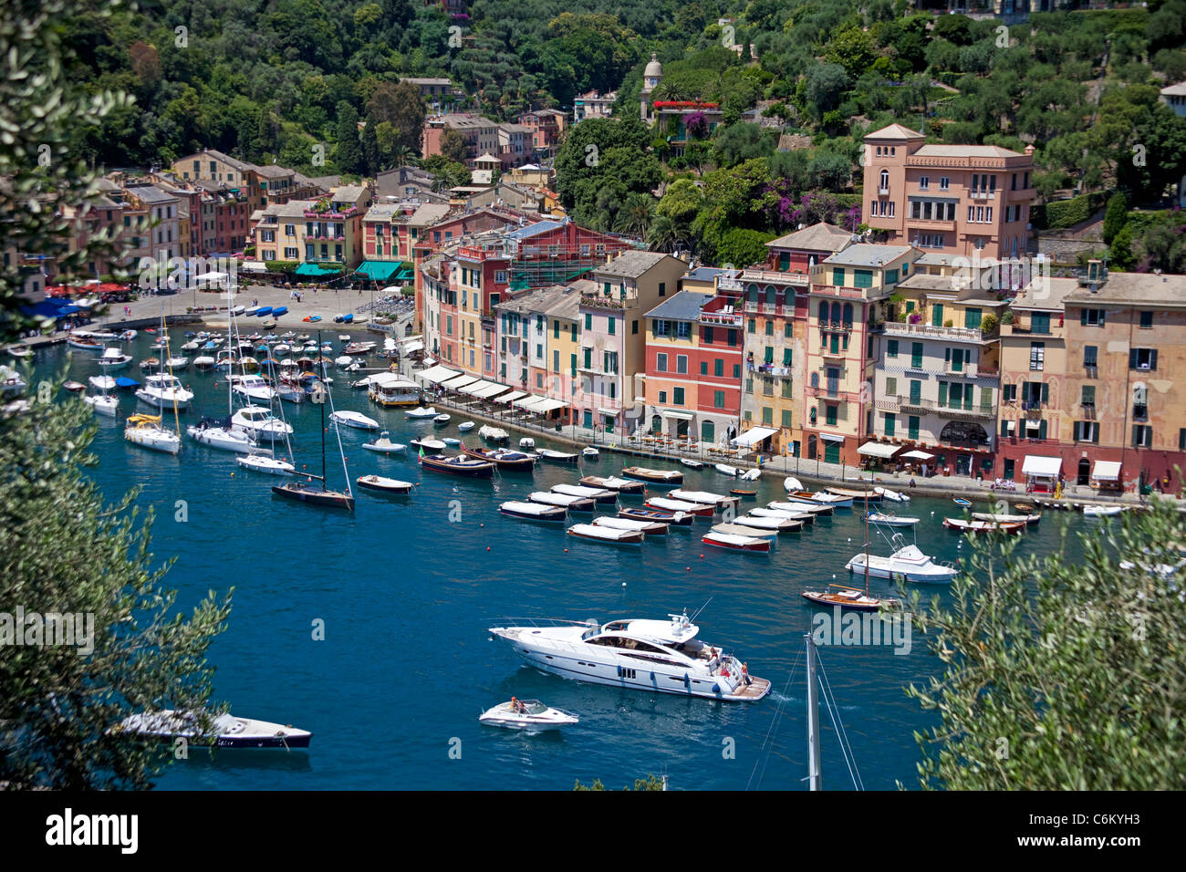 Portofino, Fischerdorf mit dem malerischen Hafen, Holiday Resort di Levante, Ligurien, Italienische Riviera, Italien, Mittelmeer, Europa Stockfoto