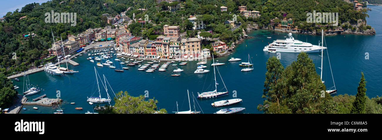 Portofino, Fischerdorf mit dem malerischen Hafen, Holiday Resort di Levante, Ligurien, Italienische Riviera, Italien, Mittelmeer, Europa Stockfoto