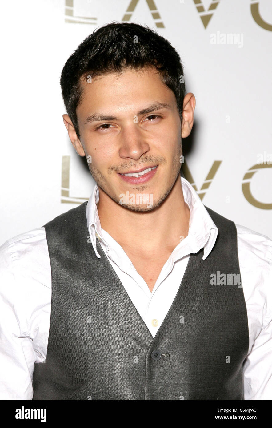Alex Meraz