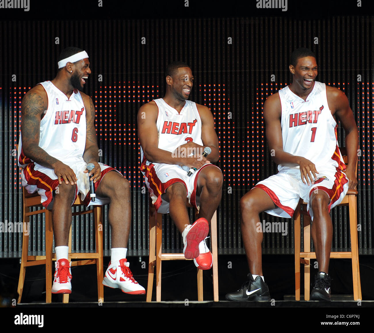 LeBron James, Dwyane Wade und Chris Bosh NBA Miami Heat welcome-Party in der American Airlines Arena Miami, Florida- Stockfoto