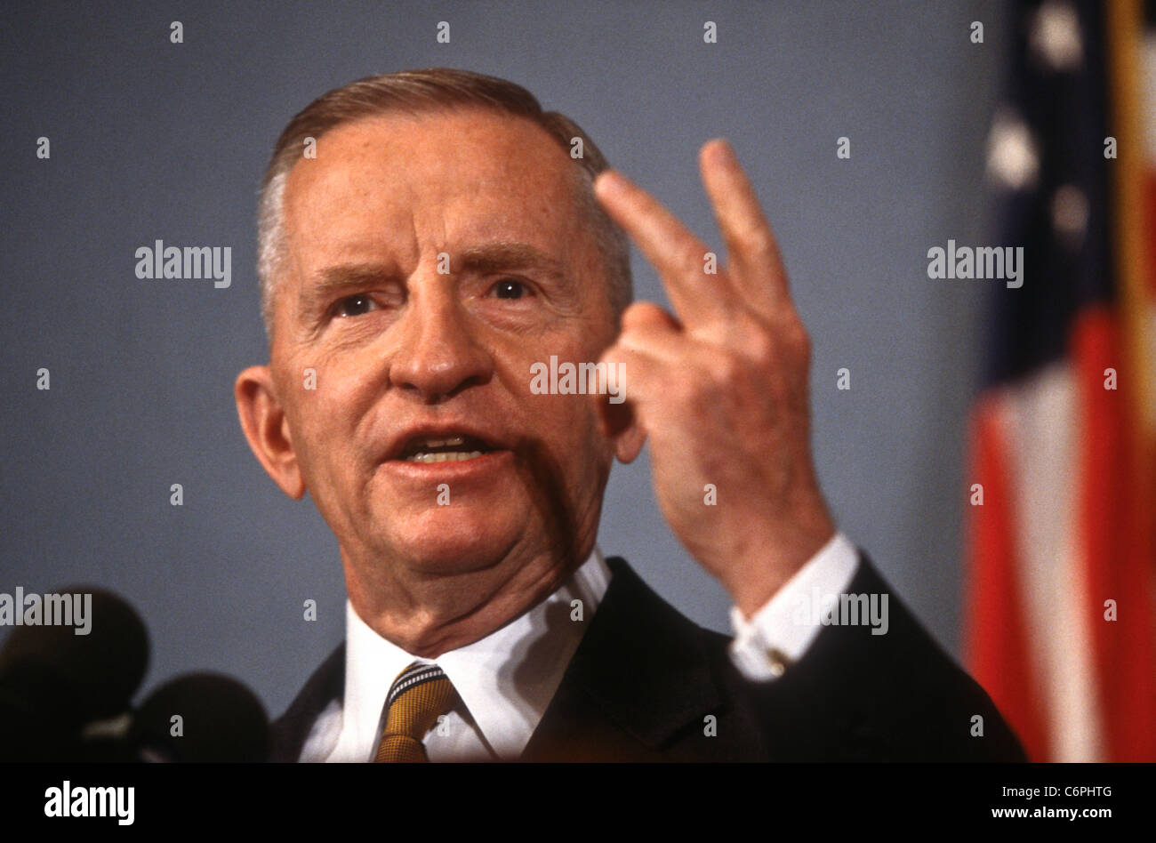 Reformpartei Präsidentschaftskandidat Ross Perot spricht vor dem National Press Club 25. Oktober 1996 in Washington, DC. Stockfoto