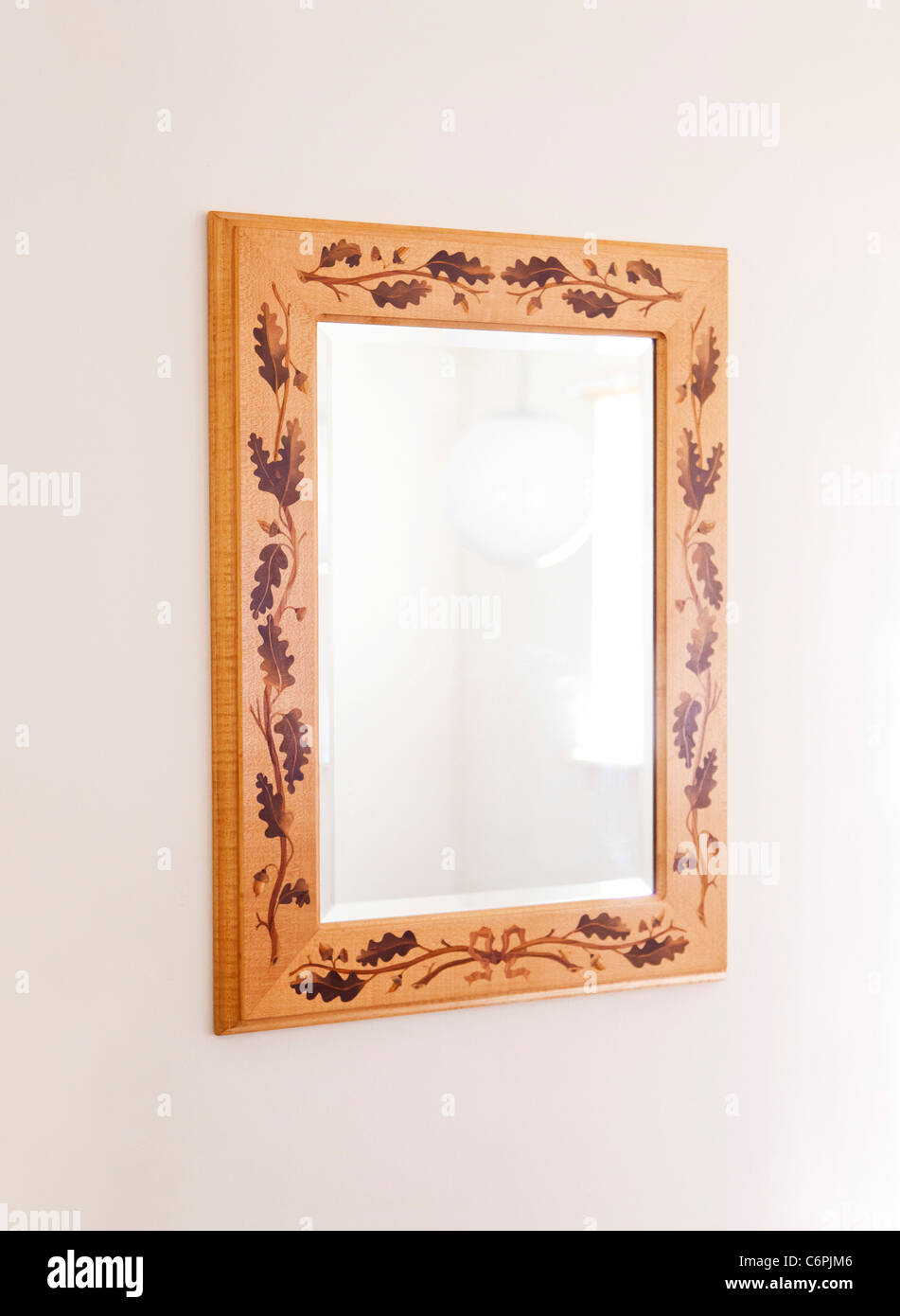 Intarsien / Marqueterie geschmückt Spiegelrahmen Stockfoto