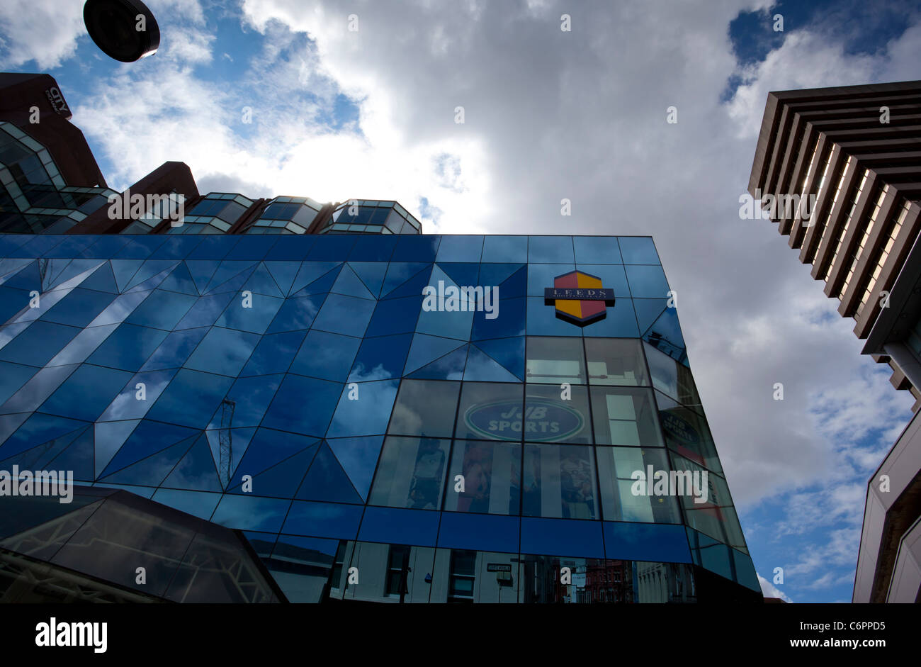 Leeds Shopping Plaza, 1977 als die Bond Street Center eröffnet. Es wurde renoviert und in 1996 seinen heutigen Namen gegeben. Stockfoto